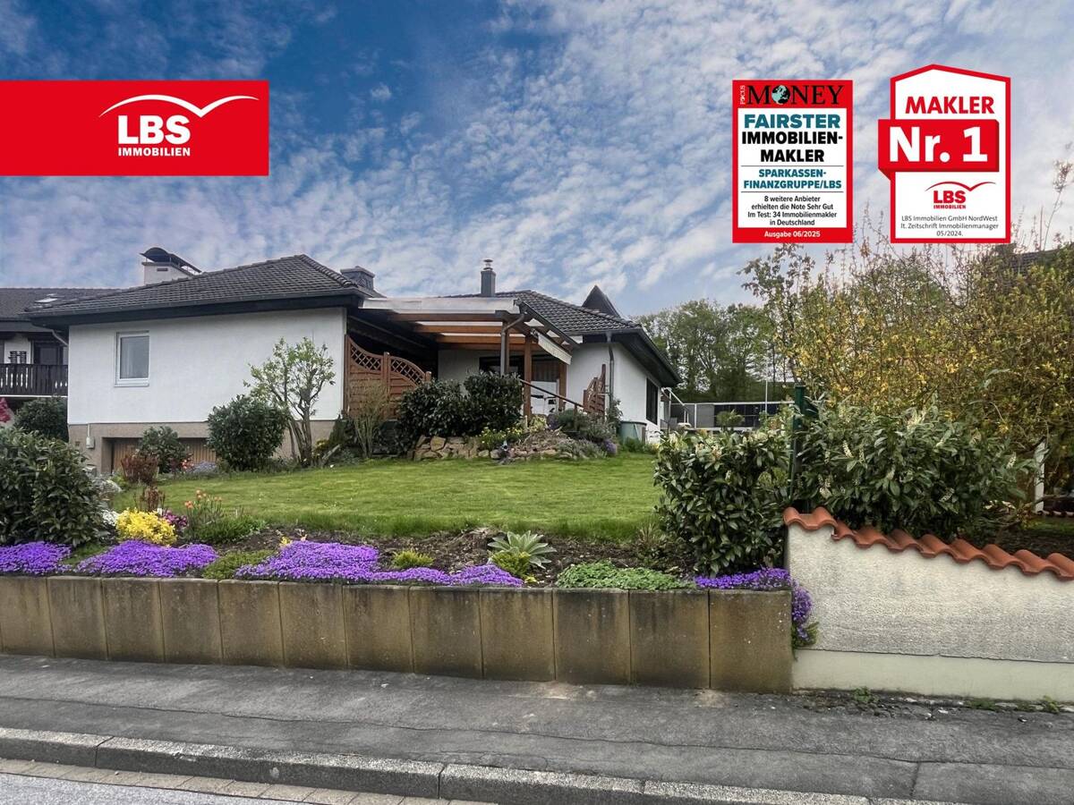 Gemütliches Einfamilienhaus mit Kamin, Garten & Doppelgarage in Fröndenberg – 58730 Fröndenberg/Ruhr – Bild 1 von 9