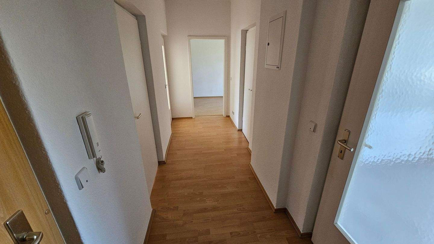 3 - Raumwohnung mit Loggia in Dresden - Striesen – Dresden – Vorschaubild 2