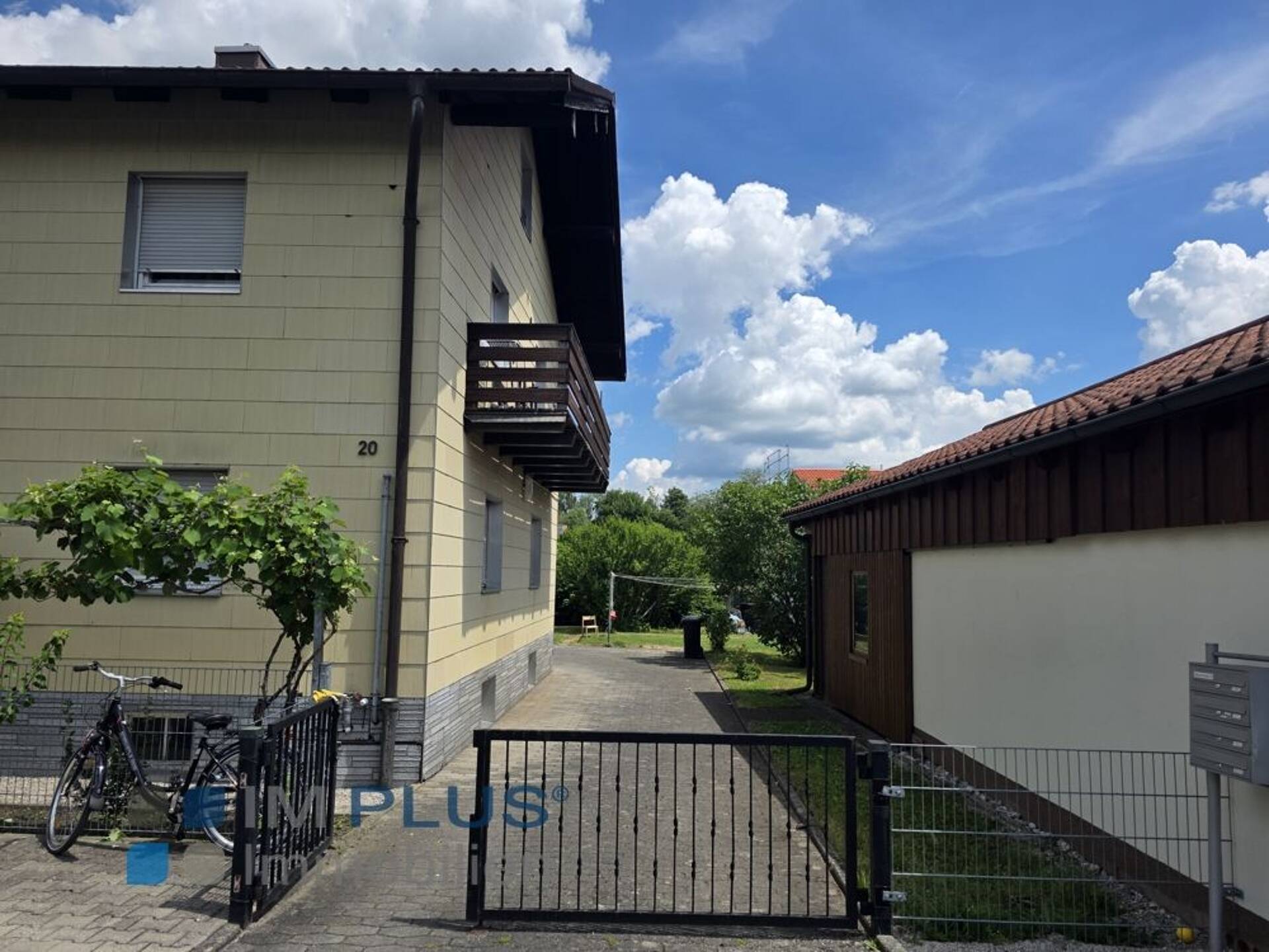 Mehrfamilienhaus in 83024 Rosenheim mit 195 m² kaufen