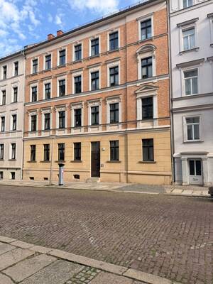 Vermietete 3-Raum-Erdgeschosswohnung nahe der Innenstadt - Denkmalobjekt mit Balkon – 6108 Halle (Saale) – Vorschaubild 2