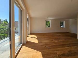 Bezugsfertige DG-Maisonettewohnung (provisonsfrei) in Trudering