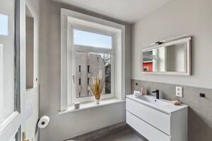 Wunderschöne möblierte Maissonette Wohnung in Winterhude mit Balkon – 22083 Hamburg – Vorschaubild 7