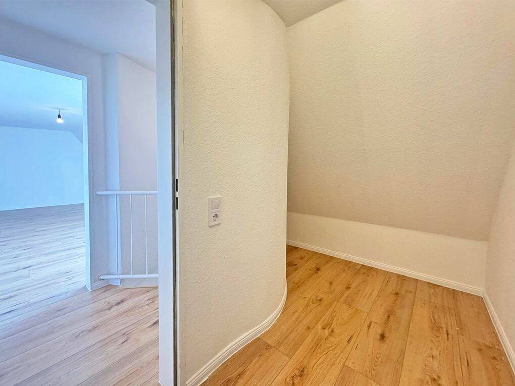 Neustadt / Lichtdurchflutete Maisonette-Wohnung in Top-Lage nähe Hochschule – Bremen – Vorschaubild 8