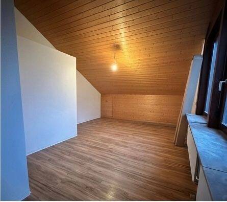 Zentrales WG-Zimmer in Leonberg-Stadtmitte – Top Lage am Park! – Leonberg – Vorschaubild 3