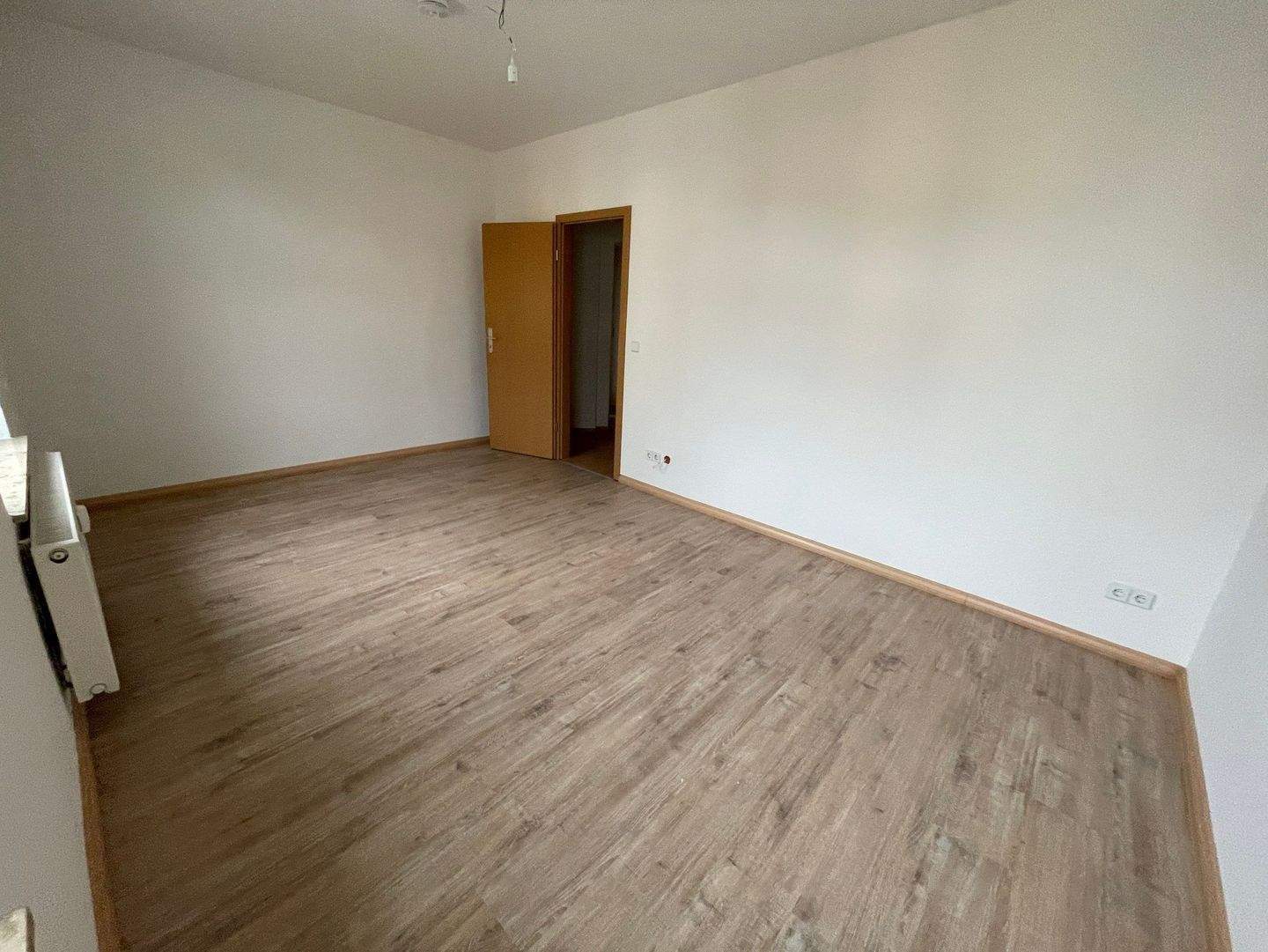 Frankenberger Str. / grOßzÜgiGe WohNunG- MIT Balkon+EBK – Chemnitz – Vorschaubild 6