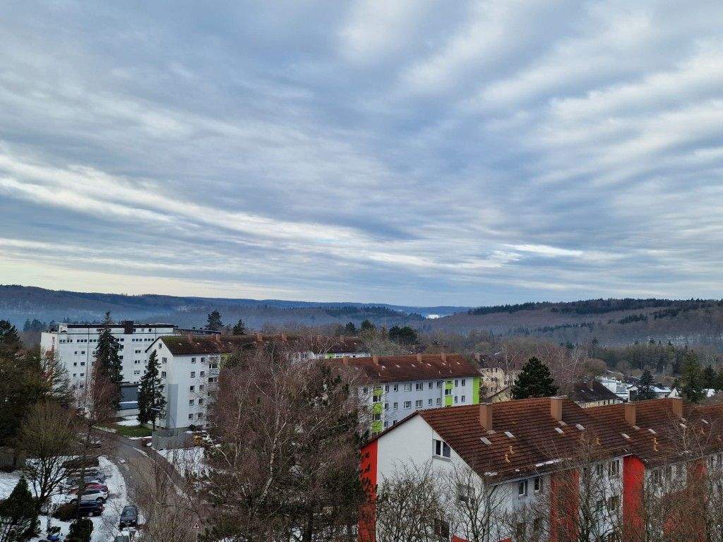 Lichtdurchflutete 2 1/2-Zimmer-Eigentumswohnung in herrlicher Aussichtslage von Heidenheim