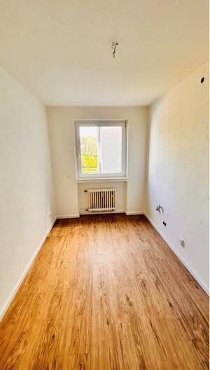 Helle 3,5-Zimmerwohnung mit Balkon und Gäste-WC in Dortmund! – 44319 Dortmund – Vorschaubild 6