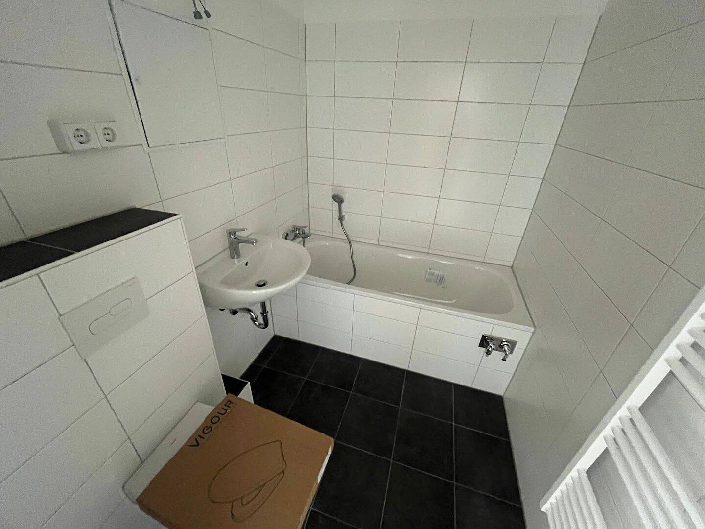 Erstbezug: Sanierte Wohnung mit Balkon und Wohlfühlfaktor – Chemnitz – Vorschaubild 4