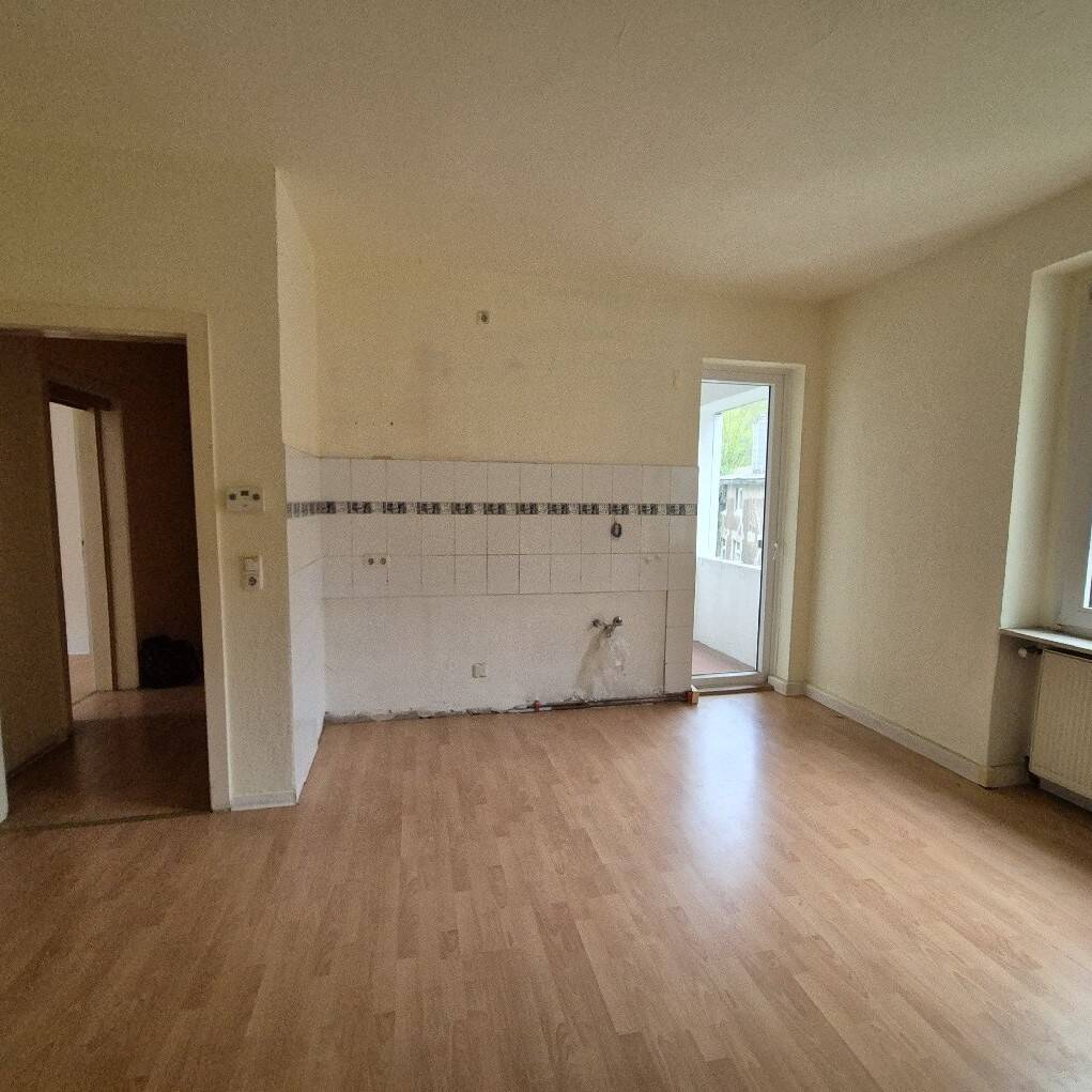 Schöne 2 Zimmer Wohnung im 1. OG
