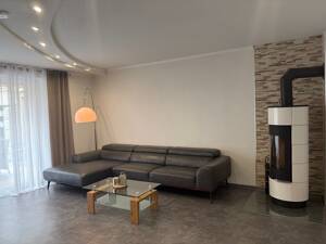 Attraktive Doppelhaushälfte mit Kamin, Dachterrasse und Garage in begehrter Lage von Paderborn – 33100 Paderborn – Vorschaubild 3