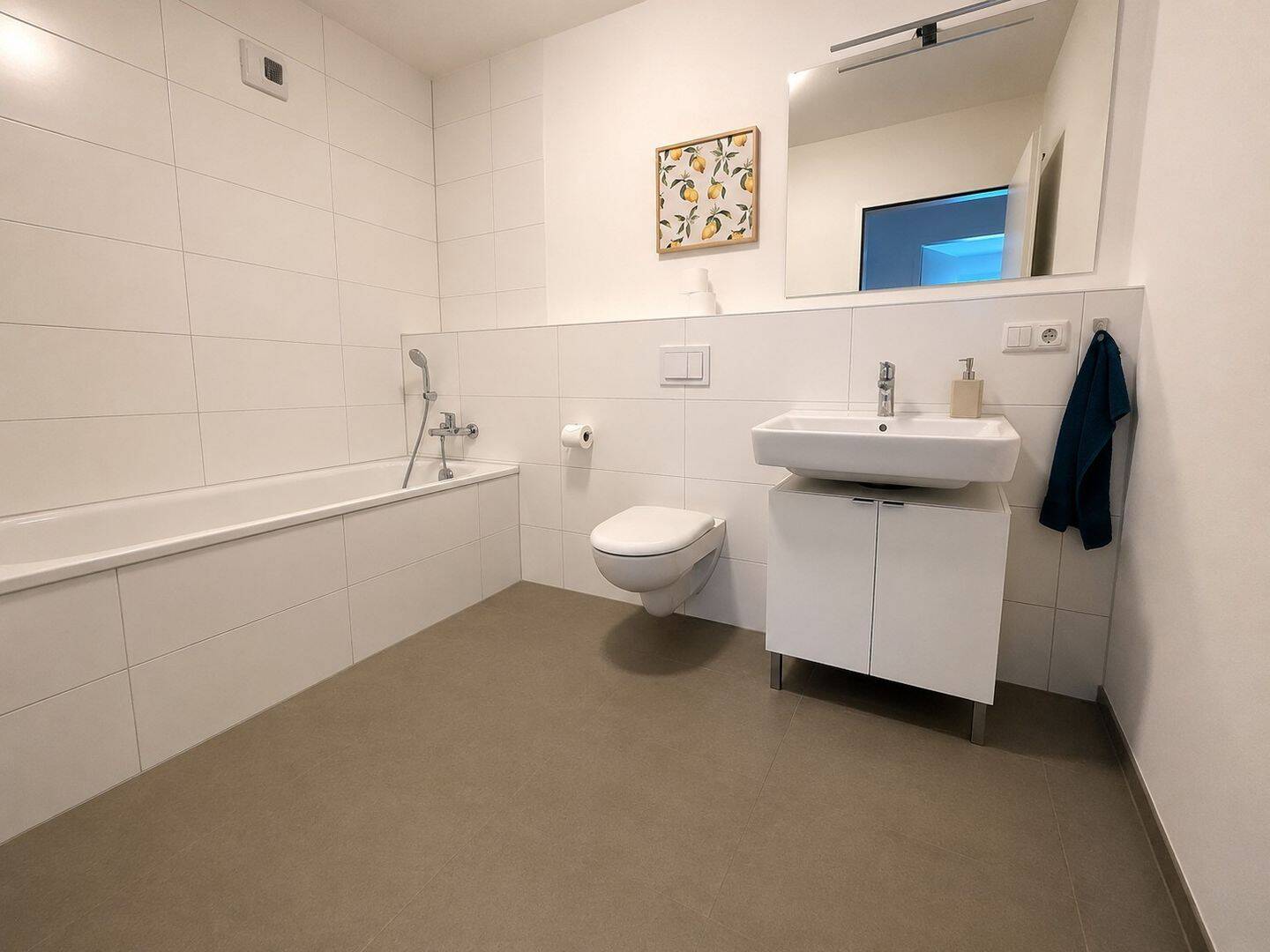 47124/45 Moderne 3-Zimmer- Wohnung im Neubau von Düsseldorf-Rath! – Düsseldorf – Vorschaubild 9
