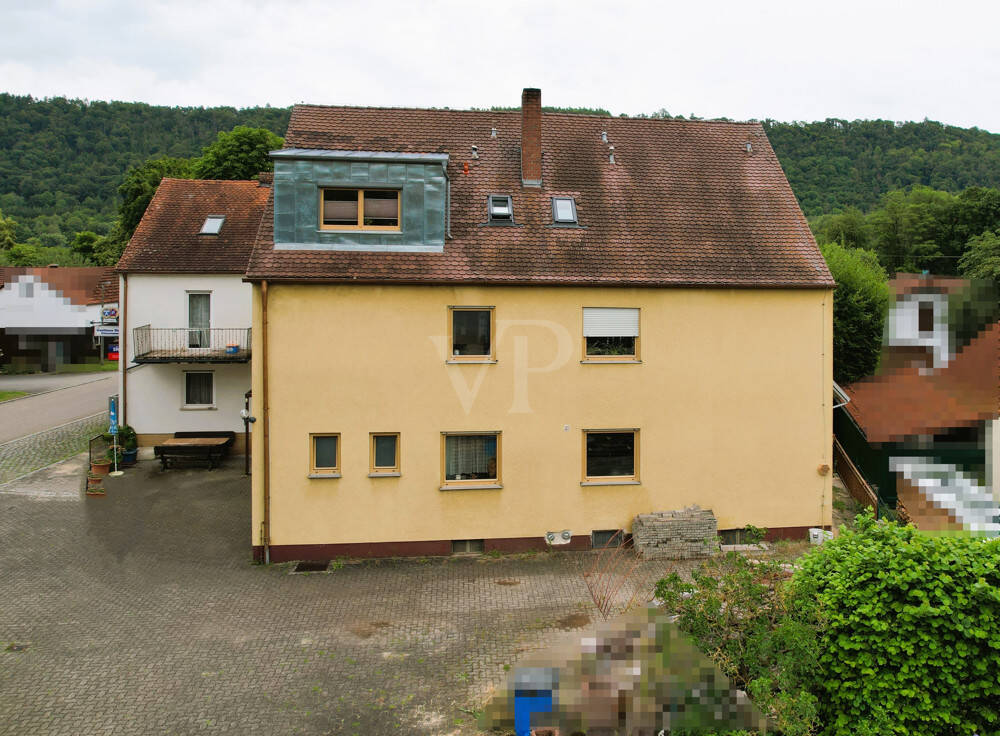 Wohnraum satt! Einfamilienhaus, Dachgeschosswohnung, angeschlossener Gasthof mit Pension - provisionsfrei – Kinding – Vorschaubild 3