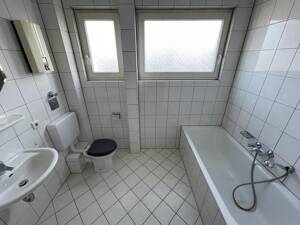 Wenn es einmal zu eng wird, haben wir die passende Wohnung. – 47178 Duisburg – Vorschaubild 6