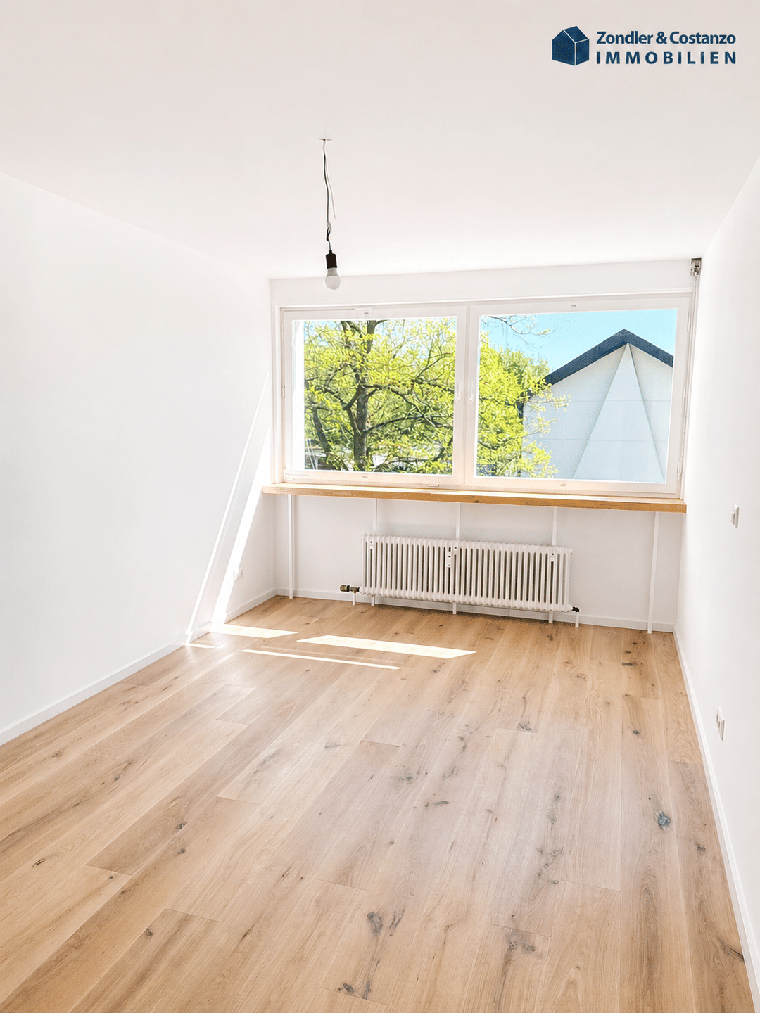 EINZIEHEN UND WOHLFÜHLEN: Sanierte, schöne 3-Zi.-Whg mit Loggia + TG-Stpl. in S-Sillenbuch * – Stuttgart – Vorschaubild 6