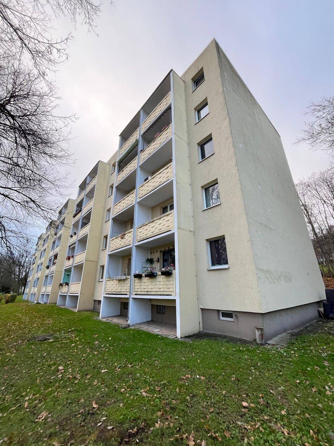 Moderne 3-Zimmer-Wohnung mit Balkon in Helbersdorf, Chemnitz