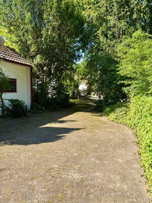 Idyllisch Wohnen in der 2. Reihe - freistehendes Einfamilienhaus mit 10 Zimmern – 28355 Bremen – Vorschaubild 4