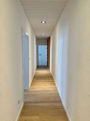 Ruhig gelegene City-Altbauwohnung – 65185 Wiesbaden – Vorschaubild 2