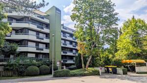 3-Zimmer-Wohnung mit 2 Bädern in Stuttgart - Riedenberg
