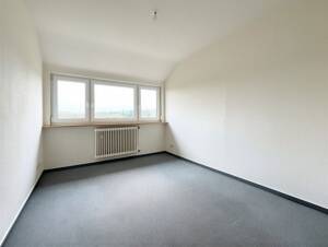 S-Sillenbuch: Sanierungsbedürftiges Einfamilienhaus mit Einliegerwohnung und Weitblick – 70619 Stuttgart – Vorschaubild 8