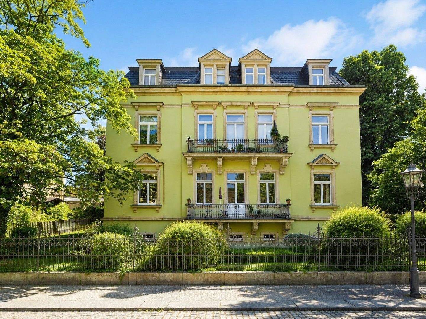Attraktive Kapitalanlage - Helles 2-Zimmer-Dachgeschoss in 1A- Lage von Blasewitz! – Dresden – Vorschaubild 2