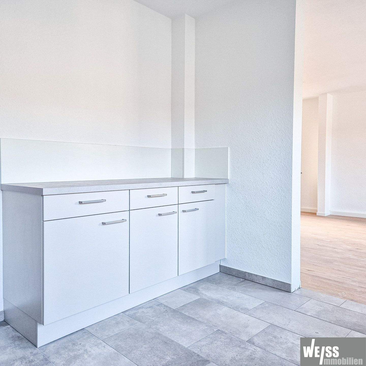 3 Zimmer-WG Wohnung in MAIN-Nähe mit einmaligen Blick auf die Festung Marienberg – Würzburg – Vorschaubild 4