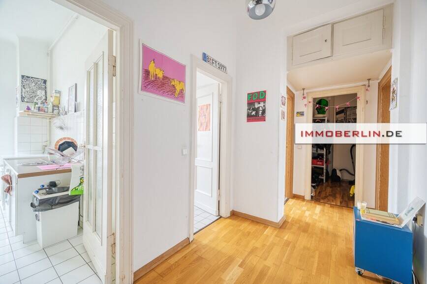 IMMOBERLIN.DE - Charmante Altbauwohnung mit Balkon + Lift in gefragter Lage – Berlin – Vorschaubild 6