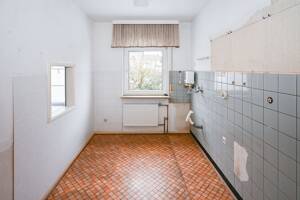 Charmanter Bungalow mit Sanierungsbedarf auf großzügigem Erbpachtgrundstück! – 33739 Bielefeld – Vorschaubild 5