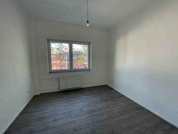 Etagenwohnung in 51065 Köln mit 58 m² kaufen