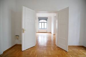 Ihr neues Zuhause: 2-Raumwohnung mit großzügiger Loggia im Universitätsviertel – 1069 Dresden – Vorschaubild 5
