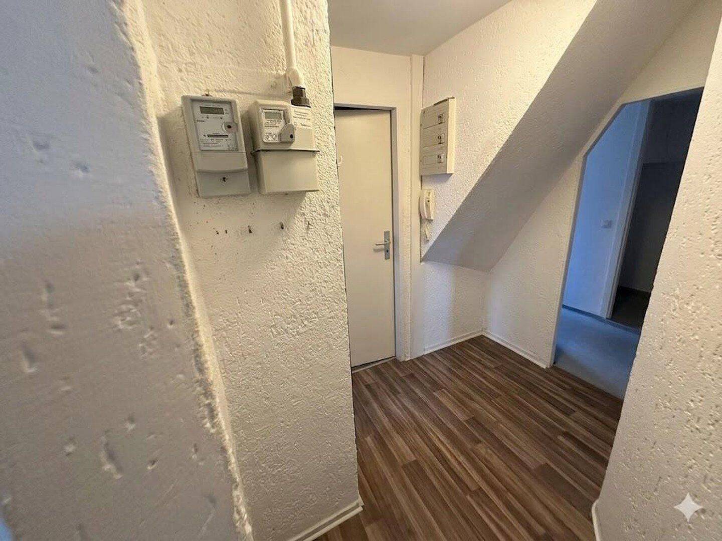 Provisionsfreie Core-Kapitalanlage: Teilsaniertes Apartment mit stabilem Cashflow in Fürth – Fürth – Vorschaubild 3
