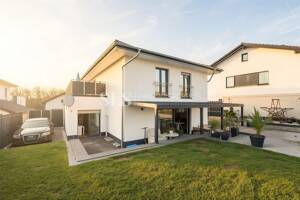 Architektur trifft Lebensqualität - Hochwertige Villa mit Einliegerwohnung und Wohnkeller – 58730 Fröndenberg/Ruhr – Vorschaubild 2