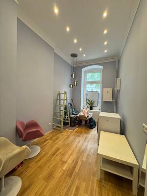 Altbauklassiker mit hochwertiger Modernisierung, Stuck und Spa Bad in Charlottenburg – 10585 Berlin – Vorschaubild 5