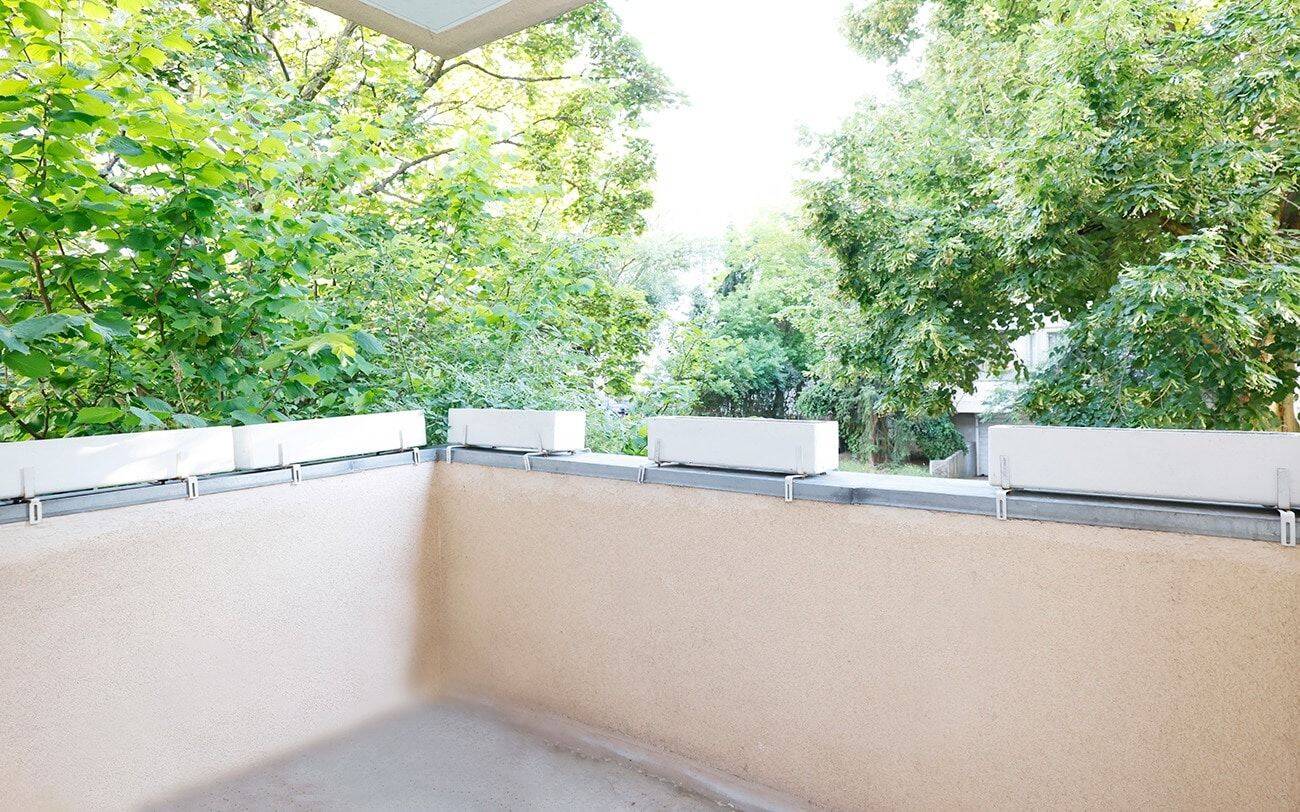 Helle ca. 68m² 2-Zimmer-Wohnung! Sofort bezugsfrei! Perfekter Schnitt! Westbalkon! Stellplatz! – Berlin – Vorschaubild 2