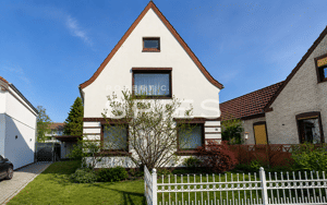 Ein Zuhause mit Perspektive und vielfältigen Gestaltungsmöglichkeiten – 28777 Bremen – Vorschaubild 1
