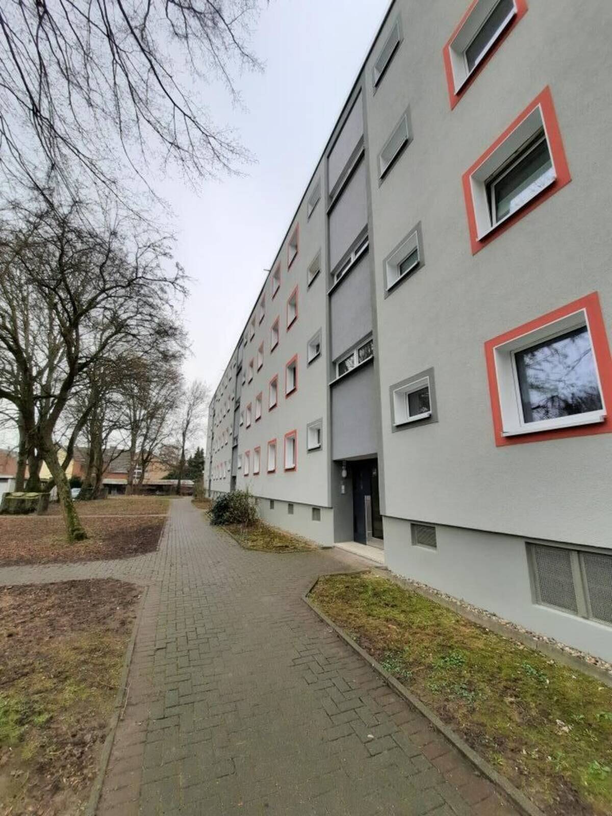 VIVAWEST modernisiert Ihre neue Wohnung. – 47178 Duisburg – Bild 1 von 8