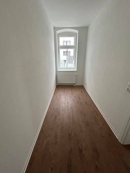 Zweitbezug nach San.! Kompakte 3-Zi mit EBK, Laminat, offener Küche und Wanne – Chemnitz – Vorschaubild 6