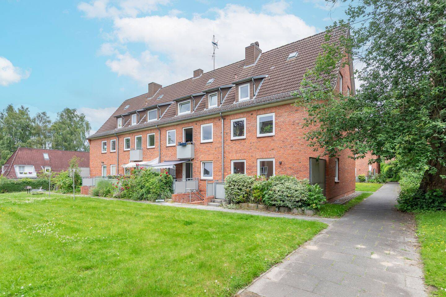 Kapitalanlage in Kiel-Wik - sonnige Erdgeschosswohnung mit Terrasse!