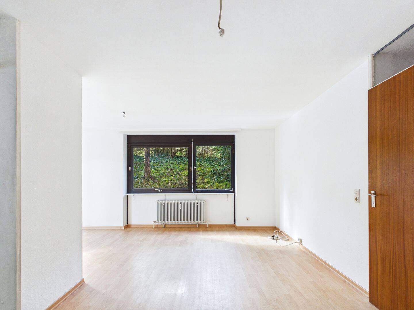 Frisch renovierte 2-Zimmer-Wohnung mit Balkon in ruhiger Lage - Ideal für Singles oder Paare! – Stuttgart – Vorschaubild 5
