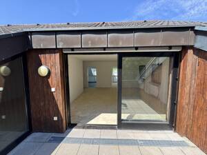 Sanierte 3-Zimmer-Dachgeschosswohnung mit Dachterrasse und Tiefgaragenplatz – 74177 Bad Friedrichshall – Vorschaubild 2