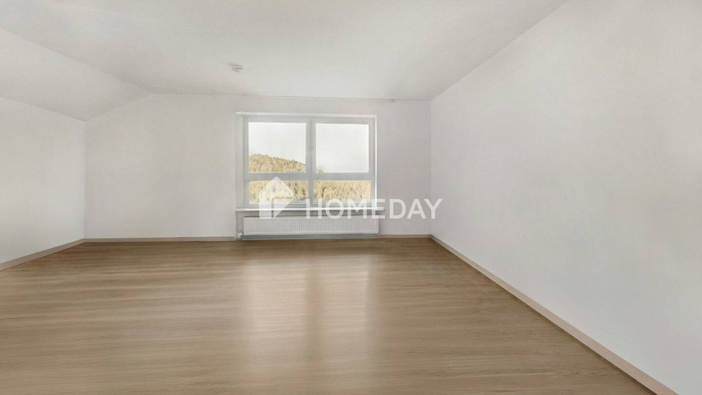 Kompaktes Wohlfühl-Zuhause mit Alpenblick, moderner Sanierung, EBK, Stellplatz & Möblierung