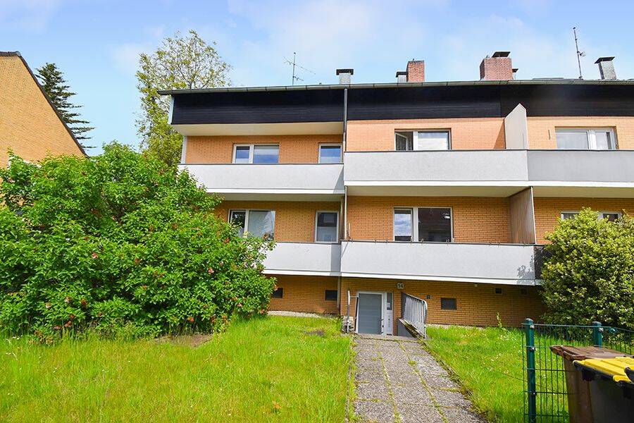 Sanierungsbedürftige 1-Zimmer-Wohnung mit Balkon!