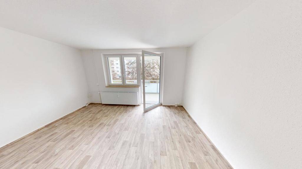 Ebenerdig erreichbare 2-Raum-Wohnung mit Balkon im Zentrum – Chemnitz – Vorschaubild 2