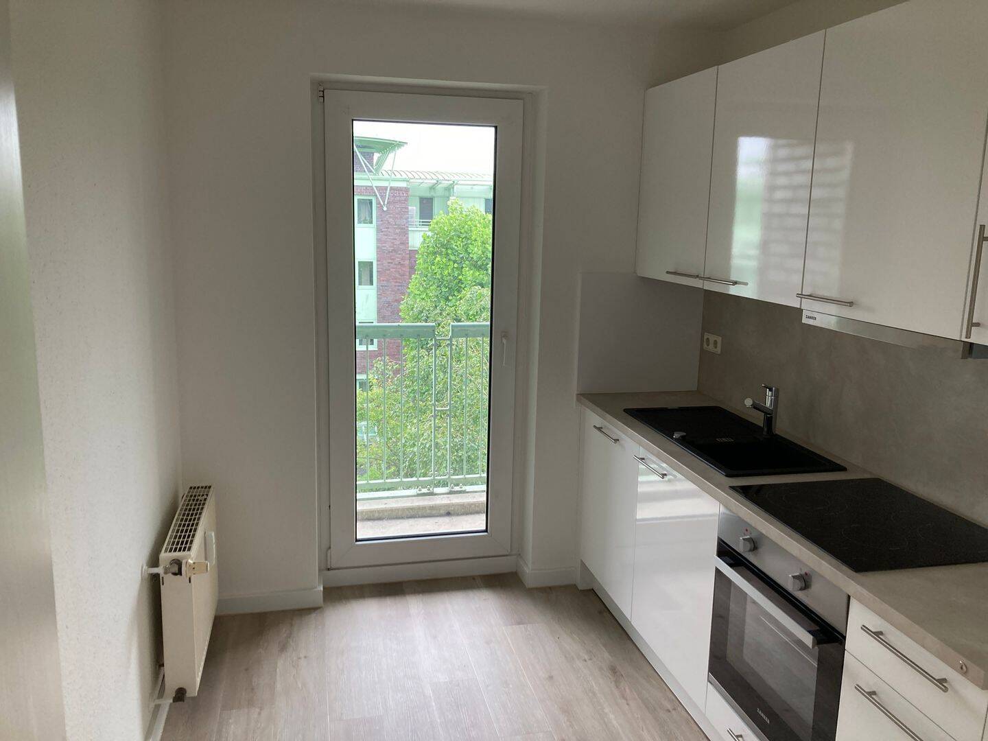 Sehr schöne 1-Raum-Wohnung in super Lage auf dem Werder in Magdeburg – Magdeburg – Vorschaubild 8
