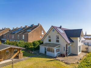 Travemünde: moderne DHH mit viel Platz + top Energieeffizienz – 23570 Lübeck – Vorschaubild 1