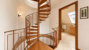 Doppelhaushälfte mit Garten, Terrasse, Garage, Sauna und ausgebautem Dachgeschoss – 13591 Berlin – Vorschaubild 9