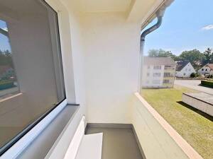 Große 3-Zimmer-Wohnung mit BALKON und viel Lichteinfall – 33104 Paderborn – Vorschaubild 2