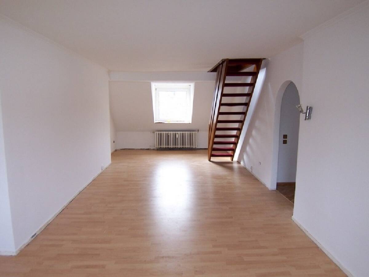 Maisonette- Wohnung direkt am Rüttenscheider Stern ! – 45130 Essen – Bild 1 von 9