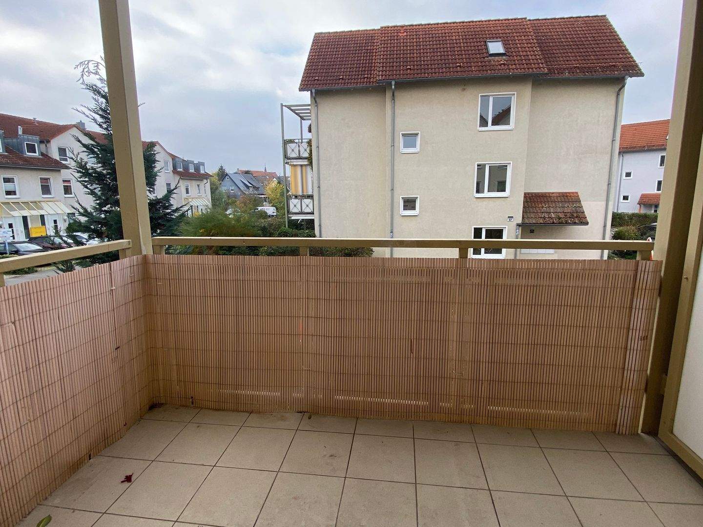 Frisch Saniert inkl. 2x PKW-Stellplätze, Einbauküche & Balkon – Magdeburg – Vorschaubild 6