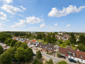 Über den Dächern von Lübeck - gepflegte 2,5-Zimmer-Wohnung mit Loggia und Weitblick – 23558 Lübeck – Vorschaubild 8