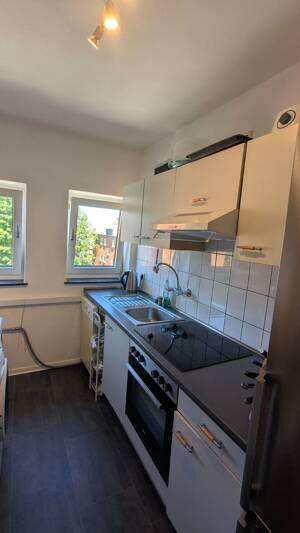 helle, sonnige und praktisch aufgeteilte 2,5 Zimmerwohnung im Herzen von Kiel – 24114 Kiel – Vorschaubild 6